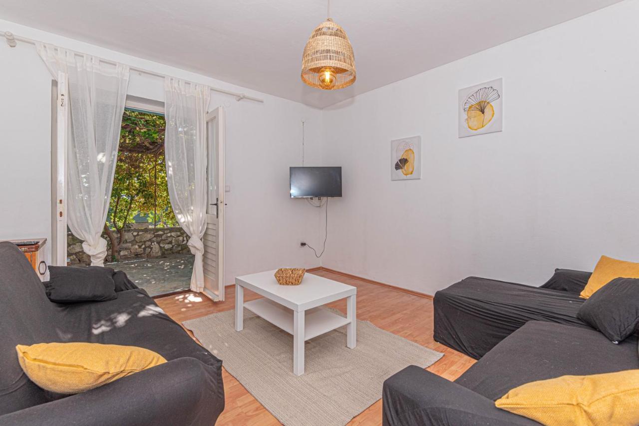 Apartment Nocturno Rogoznica  Ngoại thất bức ảnh