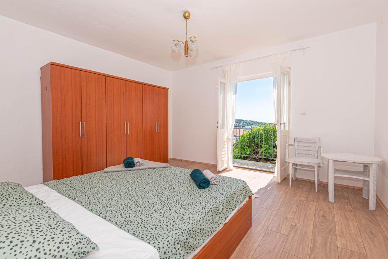 Apartment Nocturno Rogoznica  Ngoại thất bức ảnh