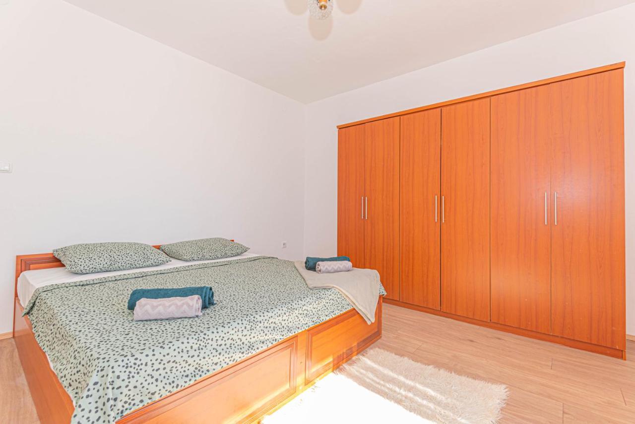 Apartment Nocturno Rogoznica  Ngoại thất bức ảnh
